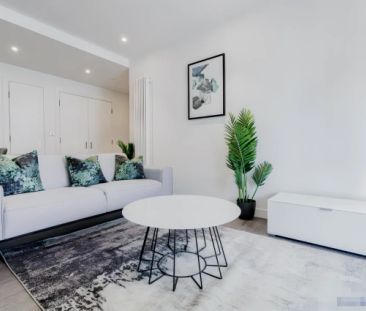 1 Bedroom 1 Bathroom Flat 703 - Photo 3