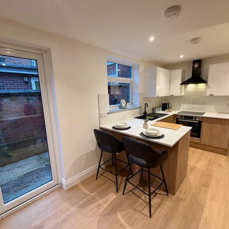 5 bedroom house share to rent - Photo 3