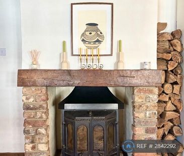 2 bedroom semi-detached house to rent - Photo 1