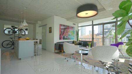 550 Wellington Lofts 55 , #831 - Photo 3