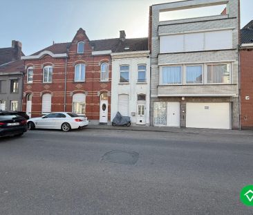 Rijwoning met 2 slaapkamers en koer te Roeselare - Photo 2