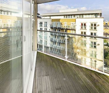 Water Gardens Square Surrey Quays, SE16 - Photo 6