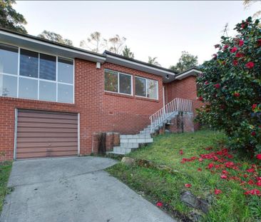 10 Yannina Avenue, Hornsby Heights NSW 2077 - House For Rent | Domain - Photo 4