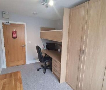 Maple Road, BH15 - Photo 2