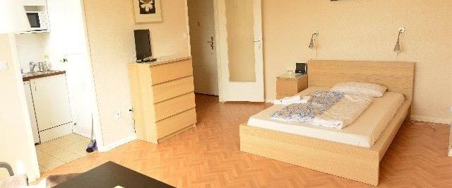 Schicke 1-Zi-Wohnung mit Balkon in Wilmersdorf - Photo 1