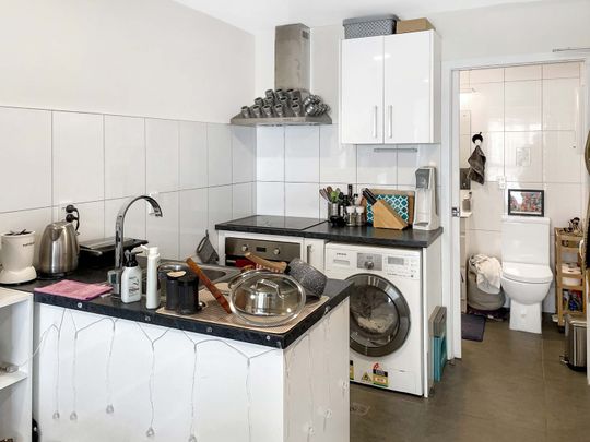 Apartment Living in Aro Valley - Photo 1