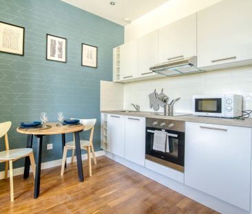 Jolie studio de 22m² meublé - 69100 Villeurbanne - Photo 1