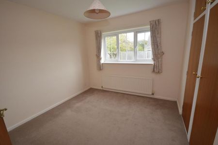 2 bedroom bungalow to rent - Photo 3