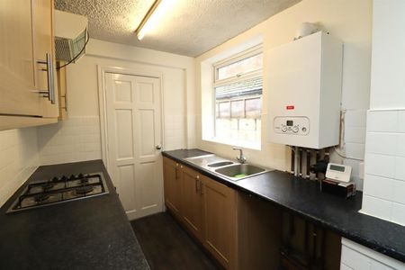 2 BED Terraced House To rent - Photo 5