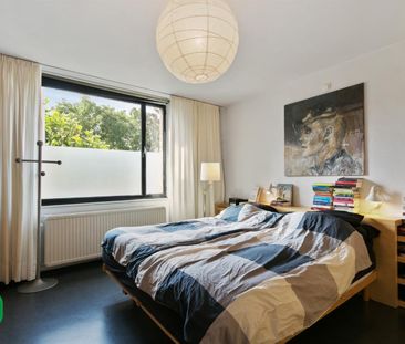 Ruim appartement met 2 slaapkamers op de 2de verdieping met terras. - Foto 3