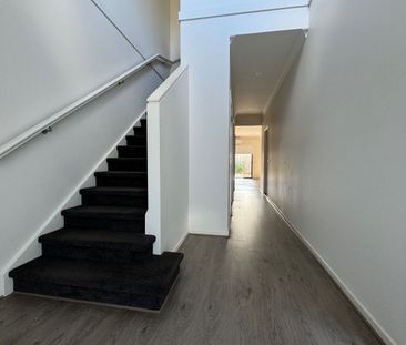 57 Airmaid Drive, Williams Landing, VIC 3027 - Photo 2