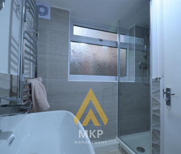 4 bedroom terraced house to rent - Photo 4