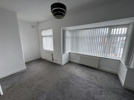 2 bedroom semi-detached house to rent - Photo 2