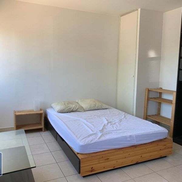 Location Appartement 1 pièce 28m² VAULX EN VELIN 69120 - Photo 1