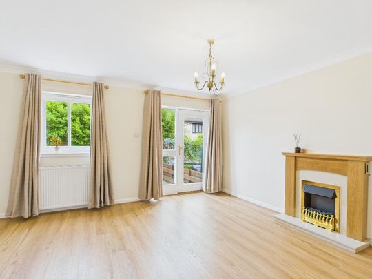 3 bedroom terraced house to rent - Photo 1