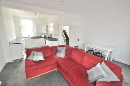 29 Holywood Road, Belfast, BT4 3BA - Photo 2