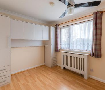 3 bedroom link detached house to rent - Photo 1