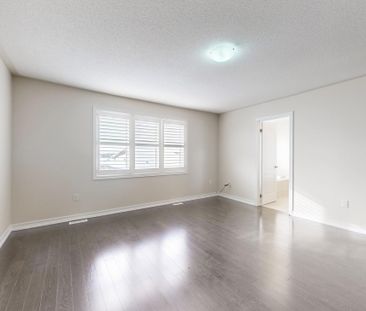 For Lease - 224 Aspenwood Drive, Newmarket, Ontario - Photo 4