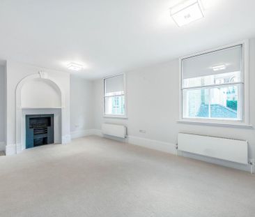 3 bedroom flat to rent - Photo 4