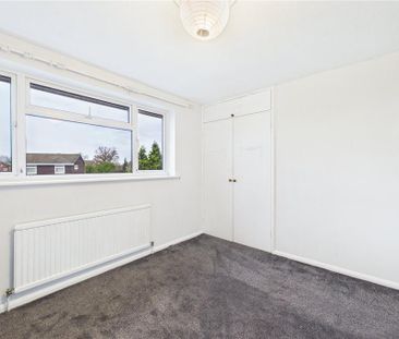 4 bedroom detached house to rent - Photo 3