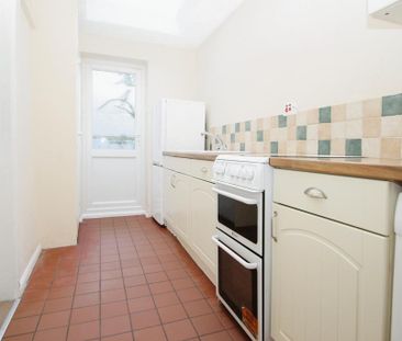 1 bedroom terraced house to rent - Photo 2