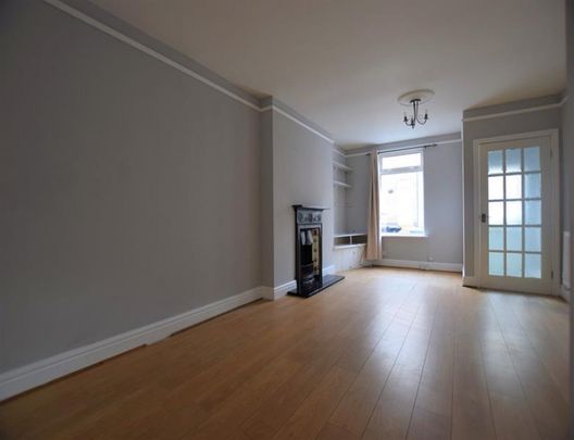 3 Bedroom Terraced To Let - Photo 1