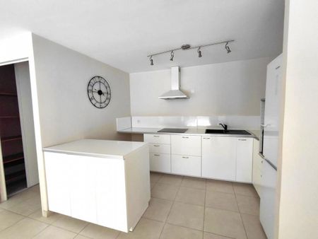 3 pièces 73.25 m² Spacieux 3 pièces quartier Paradis Cergy (95000) - Photo 2
