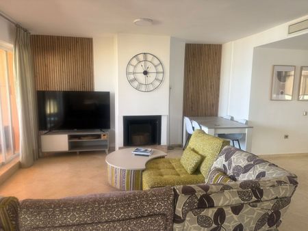 Alquiler de piso en Puerto de Sotogrande-La Marina - Photo 4