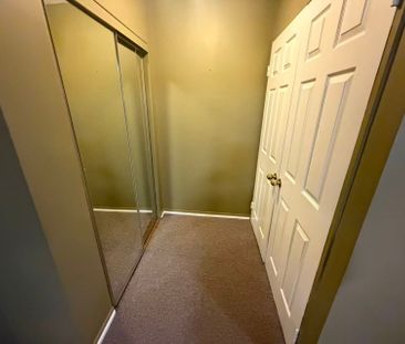 For Lease - 2155 Burnhamthorpe Road Unit# 711, Mississauga, Ontario - Photo 6