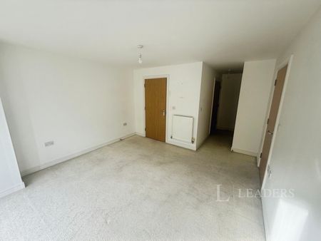 2 bedroom apartment to rent Sapphire Court, Ocean Village - Photo 3