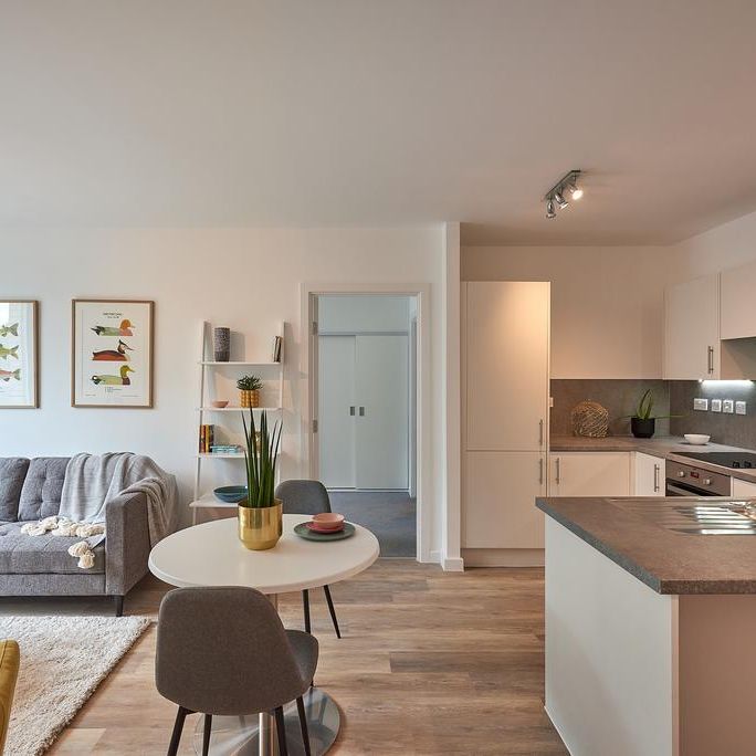 2 bedroom flat to rent - Photo 1