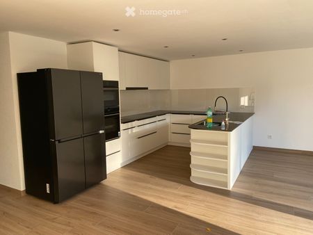 Erstbezug im Eigentumsstandard: Exklusive 4.5-Zimmer-Wohnung - Photo 2