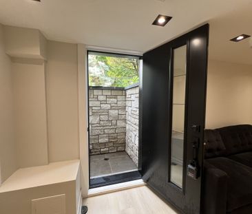 For Lease - 1026 Hedge Drive, Mississauga, Ontario - Photo 3