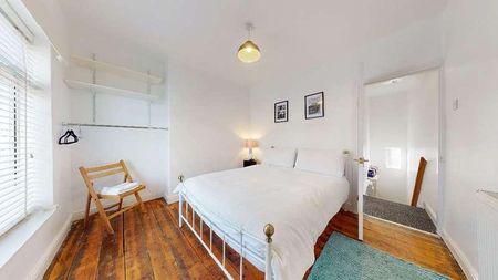 Claremont Avenue, Reynoldson Street, HU5 - Photo 3