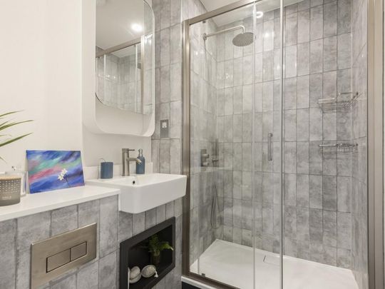 5 bedroom terraced house to rent - Photo 1