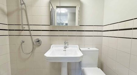 Welcome to 304 Chevron Suites - Photo 4