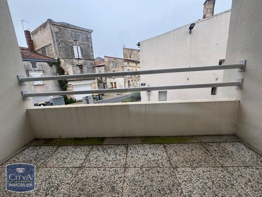 Location Appartement 1 pièce 28m² NIORT 79000 - Photo 1