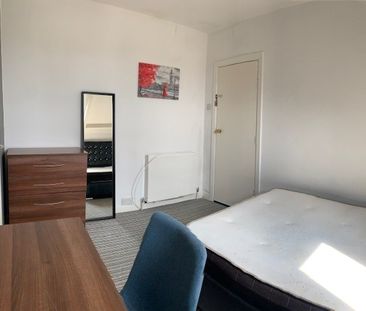 En-Suite Student Rooms – Newport Road - Photo 4