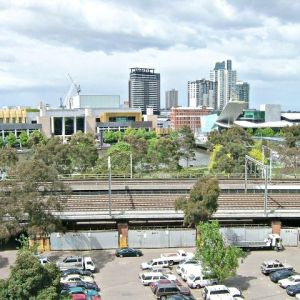 Stylish Studio Opposite Crown – Fully Furnished & Ready to Move In! - Photo 3