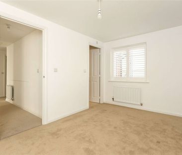 A beautiful detached family home in a semi rural location. - Photo 3