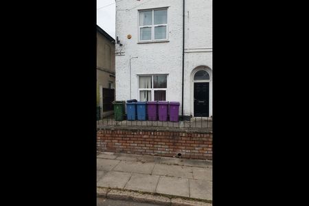 Room in a Shared House, Stanley Street, L7 - Photo 2