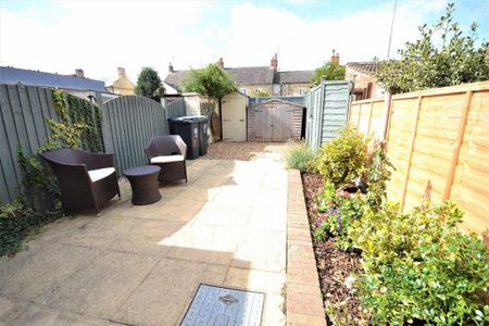 2 bedroom cottage to rent - Photo 5