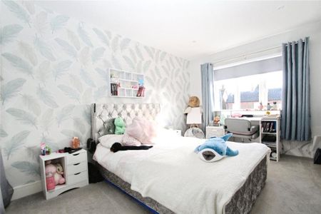 3 bedroom detached house to rent - Photo 3