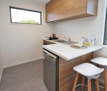 Furnished Studio Near Waikato Hospital - Photo 2