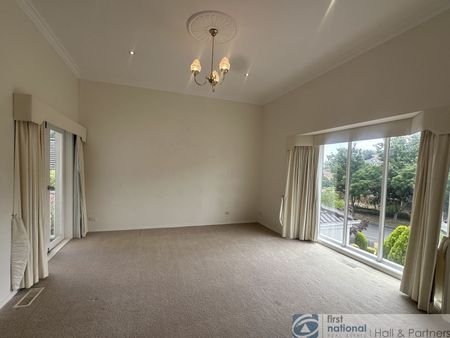 48 Avebury Drive, Berwick - Photo 2