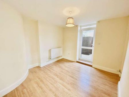 Cora Street, Barry, CF63 - Photo 3