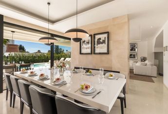 Luxury Villa for rent in El Paraíso, Andalusia