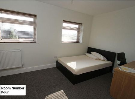 7 bedroom terraced house to rent - Photo 3