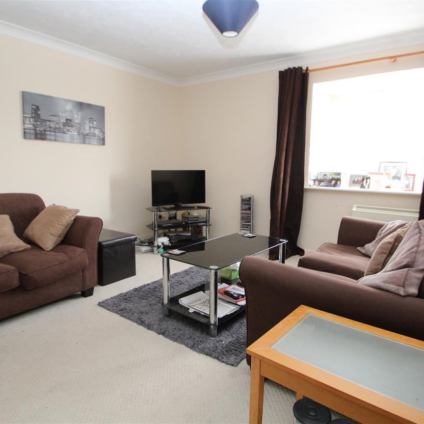 Sovereign Court, High Wycombe - Photo 1