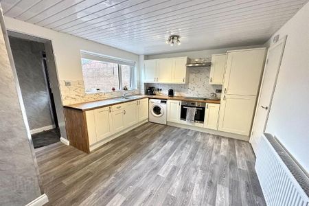 1 Argyle Street, Belfast, BT13 2LA - Photo 3